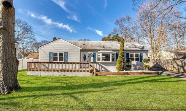 Icon’s Newly Listed Beautiful Suffolk County Home